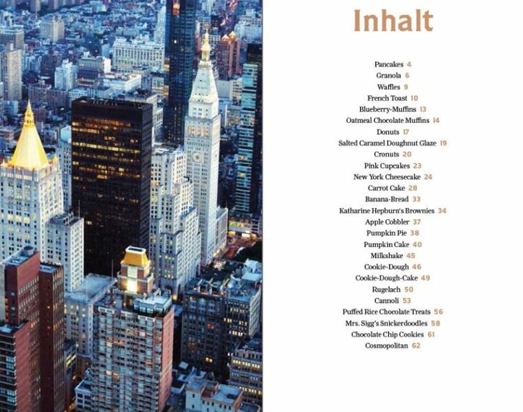 Links zeigt „New York süße Klassiker“ vom Thorbecke Verlag eine Stadtlandschaft im Sonnenuntergang, die an New York erinnert; rechts listet ein deutsches Inhaltsverzeichnis Desserts wie Käsekuchen, Pfannkuchen, Muffins, Brownies und Kuchen mit Seitenzahlen auf.