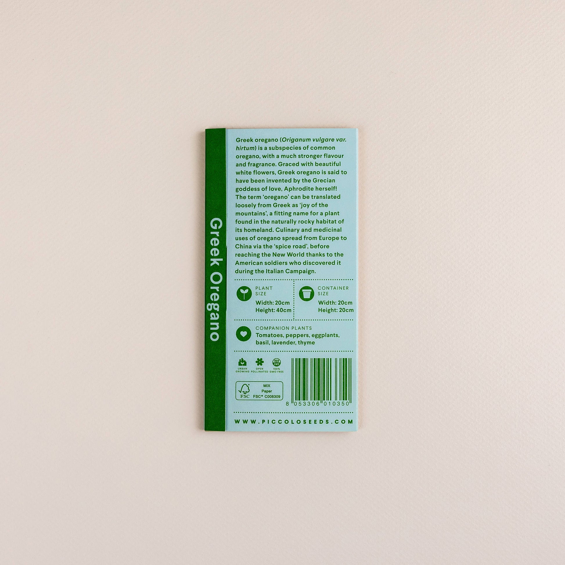 Ein Piccolo Seeds - Oregano-Griechisch Saatgutpaket von Piccolo Seeds enthält Details zu diesem mediterranen Kraut, Pflanzanweisungen, Begleitpflanzen, Icons und einen Barcode, alles auf einem hellbeigen Hintergrund.