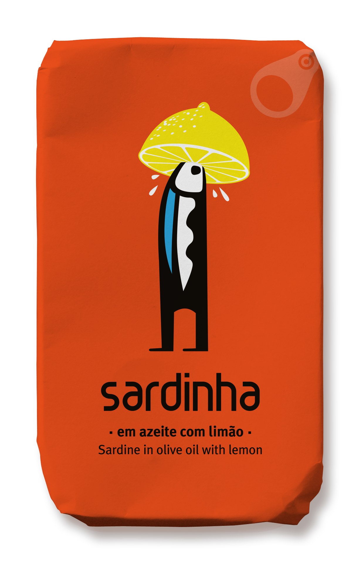 Eine stilisierte Sardine steht aufrecht, über ihr eine Zitronenhälfte, von der Tropfen herabfallen. Die leuchtend orangefarbene Verpackung trägt die Marke Sardinha und den Produktnamen: Sardine in Zitrone – Sardine in Olivenöl mit Zitrone.