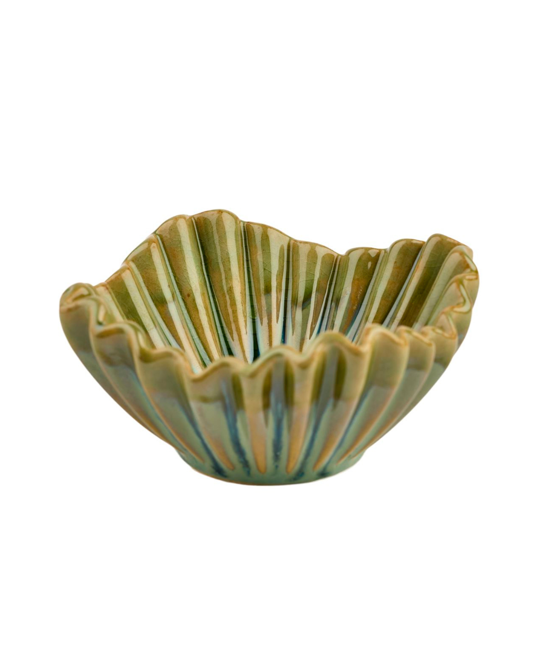 Die Kleine grüne Schale 'Wave' (5 x 10 cm) von 2 Have zeigt einen geriffelten, gewellten Rand mit grünen und gelben Streifen in Blüten- oder Muschelform auf weißem Hintergrund.