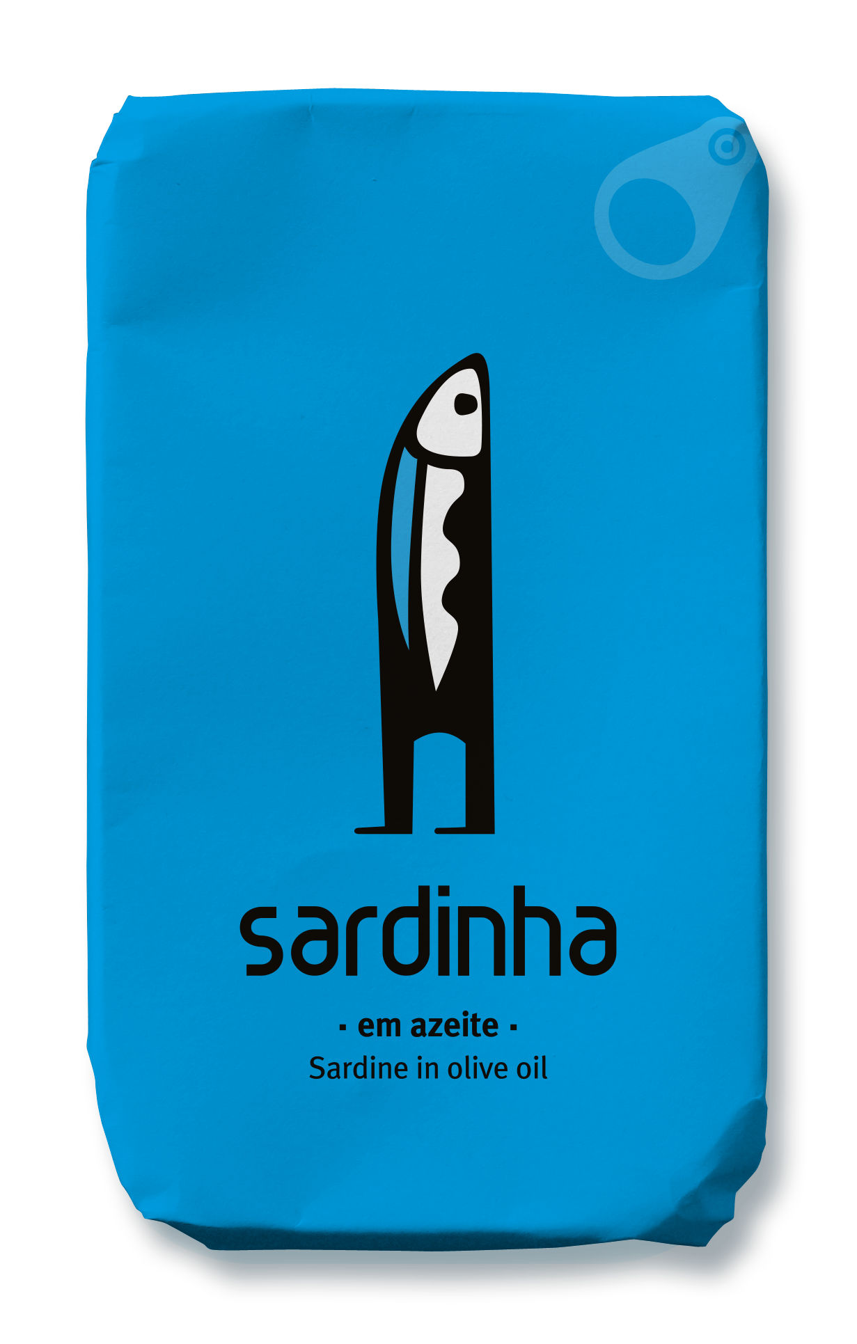 Eine leuchtend blaue Dose mit dem Markennamen „Sardinha – Sardinen in Olivenöl“ zeigt einen minimalistischen schwarz-weißen Fisch über dem Markennamen. Darunter steht „Em azeite“ und weist auf den Omega-3-Gehalt hin. Die Lasche der Dose ist oben rechts sichtbar.