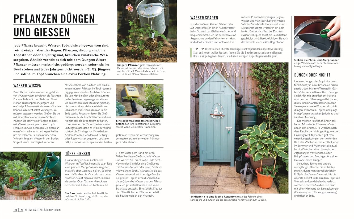 Eine Magazinseite des DK Verlags "Kleine Gärten optimal gestaltet" zum Thema Gießen und Düngen zeigt Texte, Fotos von Gießkannen, Topfpflanzen, einer Regentonne, einem Gartenhaus und Händen, die sich um Pflanzen kümmern.