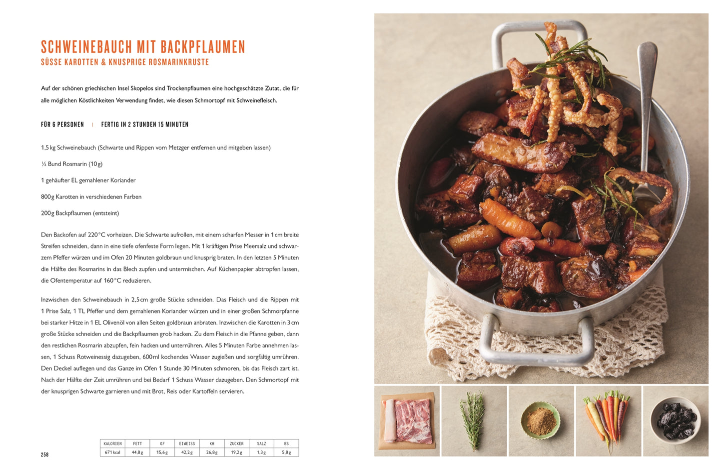Ein Topf mit geschmortem Schweinebauch, Rippchen, Karotten und Pflaumen, garniert mit Rosmarin. Vier Zutatenfotos unten. "5 Zutaten mediterran" aus dem DK Verlag bietet inspirierende mediterrane Rezepte in deutscher Sprache, die an das Kochbuch von Jamie Oliver erinnern.