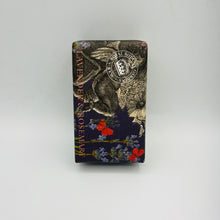 Lade das Bild in den Galerie-Viewer, Geschenkbox - Essential Hand Care Set
