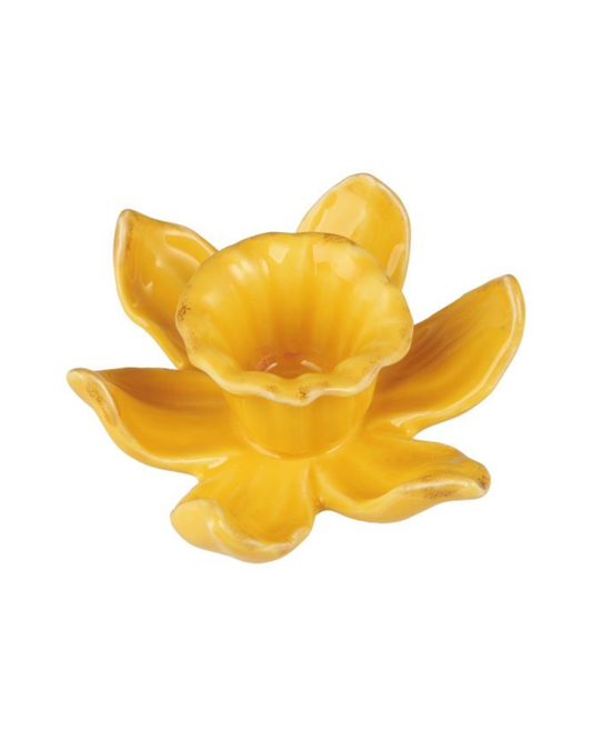 Der IB Laursen Kerzenhalter aus Keramik Narzisse in buttergelb ist ein stilvoller Kerzenhalter in Narzissenform mit sechs geschwungenen Blütenblättern - perfekt als Frühlingsdeko aus Steinzeug.