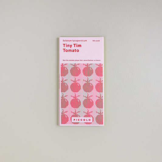 Eine Packung Piccolo Seeds - Tomate Tiny Tim von Piccolo Seeds, ideal für kompakte Tomaten oder Zwergtomaten, ist auf einem schlichten Hintergrund abgebildet. Die rot-weiße Packung zeigt Tomatenabbildungen und gibt an, dass sie 100 Samen enthält.