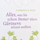 Buchumschlag mit floralen Illustrationen und deutschem Text: "Alles was Sie schon immer über Gärtnern wissen wollten" von Gabriella Pape. Das blaue Logo des DuMont Verlags erscheint unten links.